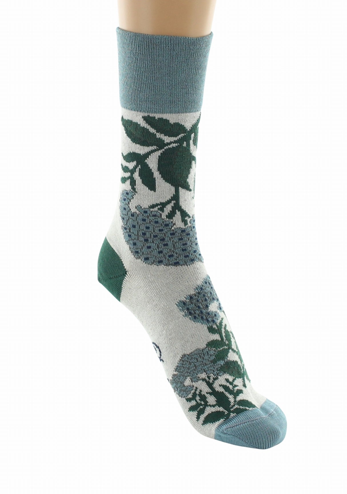 Chaussettes fil d’Écosse femme Berthe Aux Grands Pieds fleurs bleues ECRU
