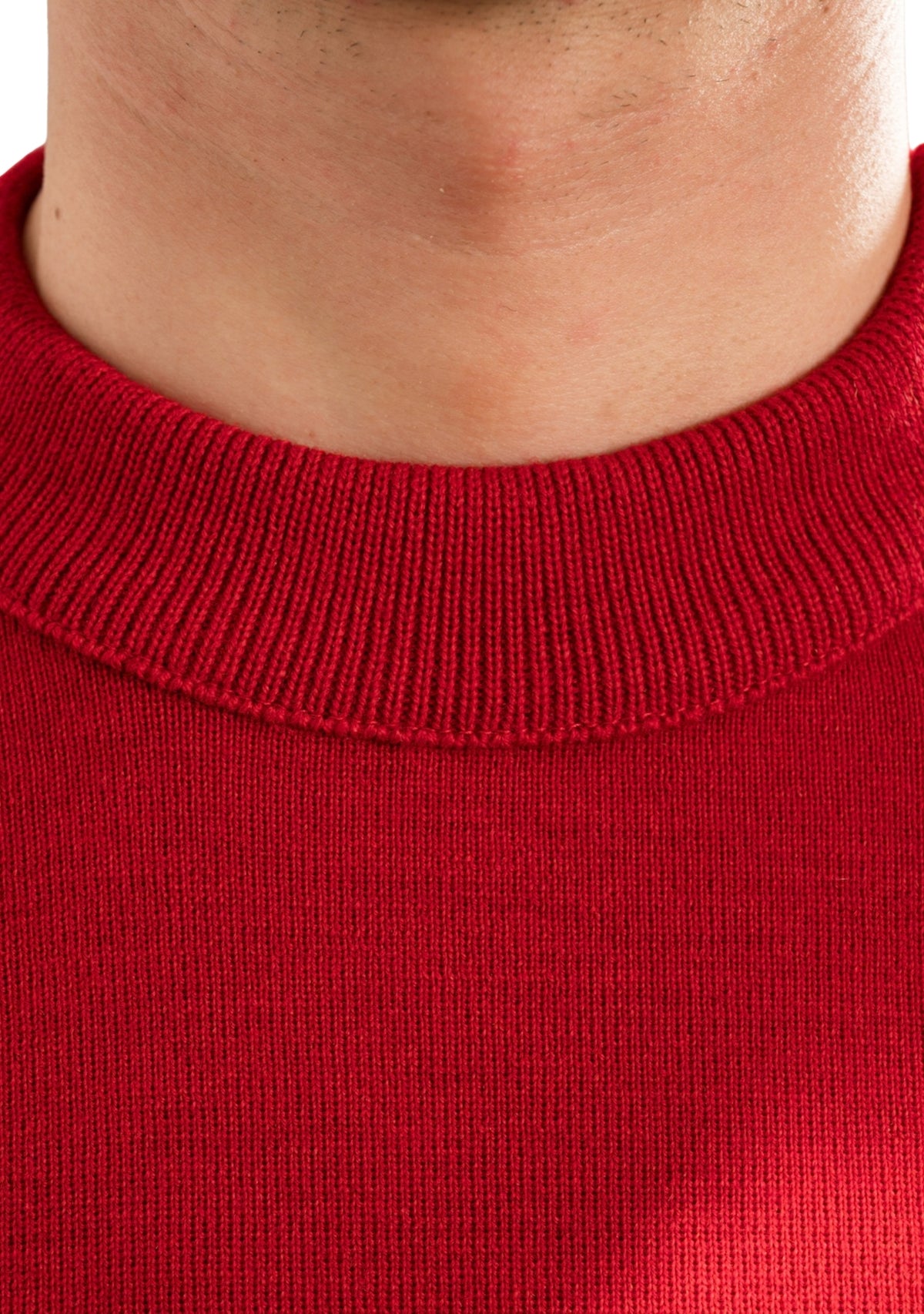 Pull homme en laine rouge à coudières rayées marine et rouge