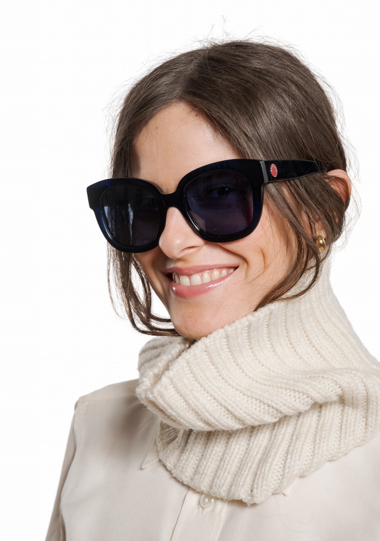 Lunettes de soleil Jeanne Bleu de Prusse fabriquées en France BLEU DE PRUSSE